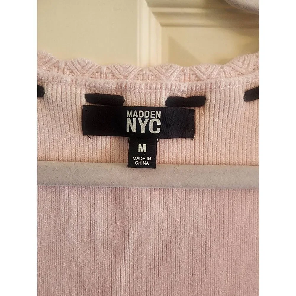 Madden NYC knit short sleeve ribbon detail dress pink size Medium - Picture 5 of 7